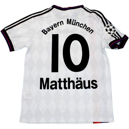 BAYERN MUNCHEN 1995/1996 VISITA