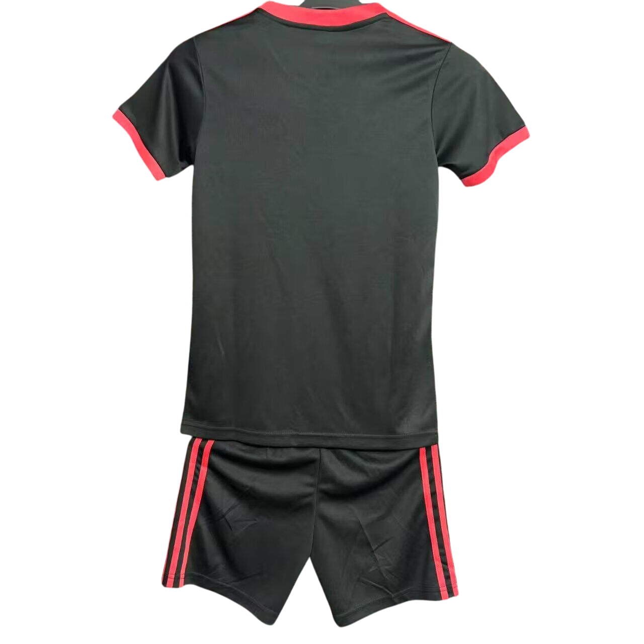 JERSEY ANIME JAPON NIÑOS GOKU NEGRO