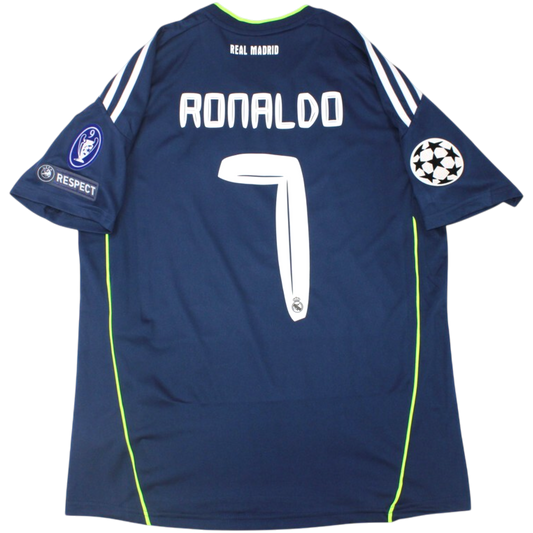 REAL MADRID 2010/2011 VISITA