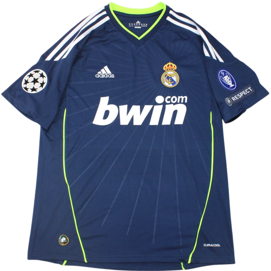 REAL MADRID 2010/2011 VISITA