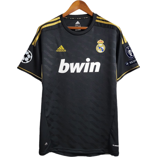 REAL MADRID 2011/2012 VISITA