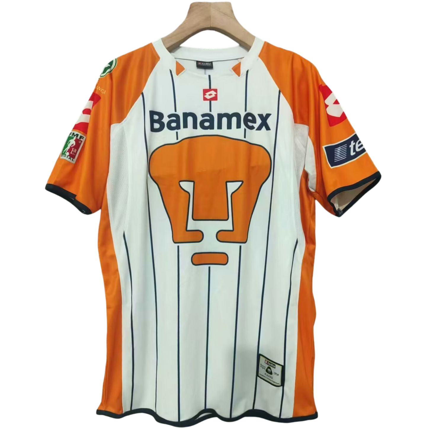 PUMAS 2004/2005 LOCAL