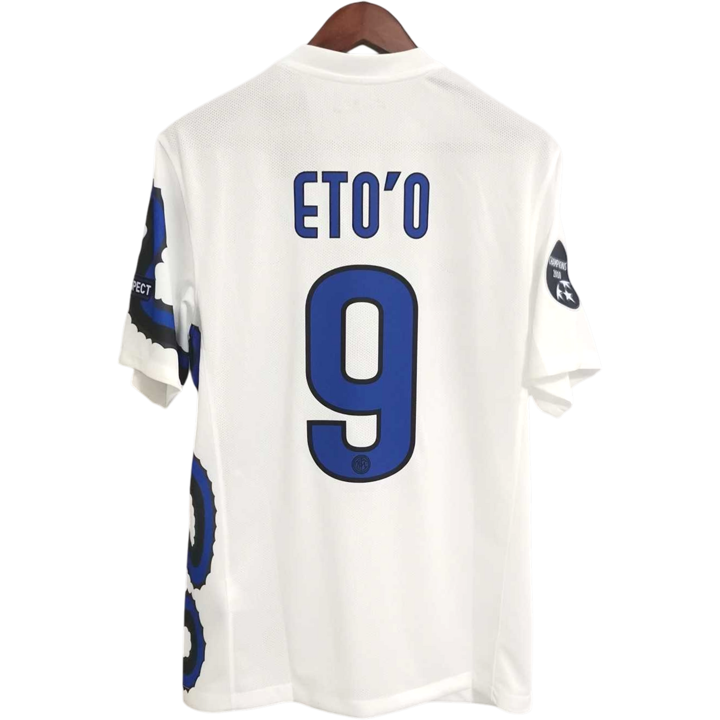 INTER DE MILAN 2010/2011 VISITA