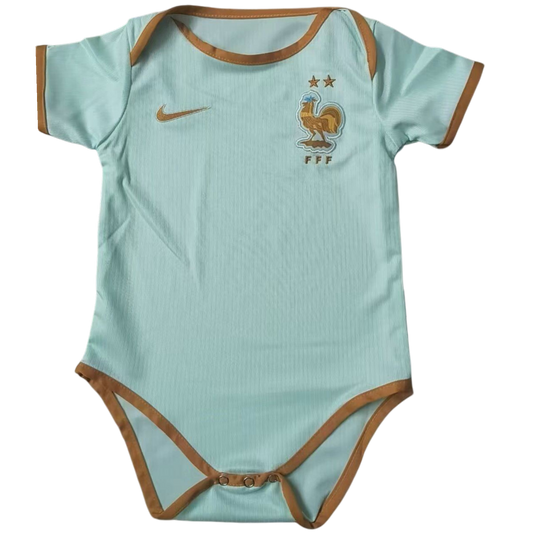 PAÑALERO PARA BEBE FRANCIA VISITA 2026