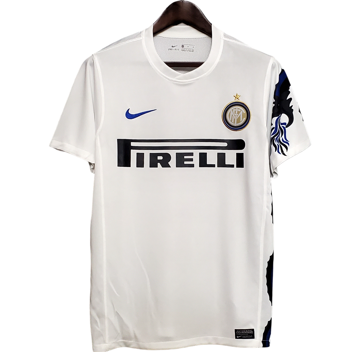 INTER DE MILAN 2010/2011 VISITA